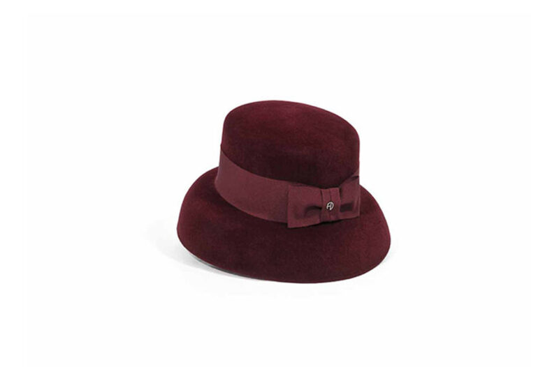 Little Hepburn bordeaux chapeau cloche en feutre velours- maison fabienne delvigne