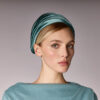 Serre-tête en satin turquoise - Maison Fabienne Delvigne. Chapeaux hiver et pluie femme elegante