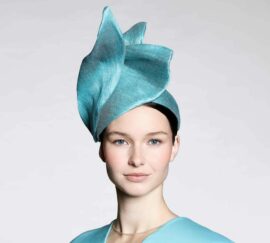 Jade - chapeau spectaculaire - turquoise - collection couture - Maison Fabienne Delvigne