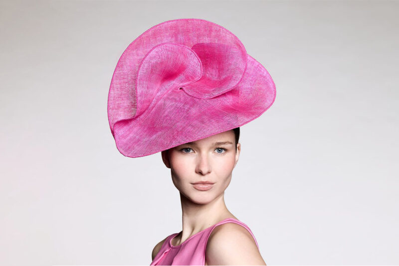 Chapeau Spectaculaire - Wavy - Fuschia - Collection Couture Sculpted Lines - Maison Fabienne Delvigne