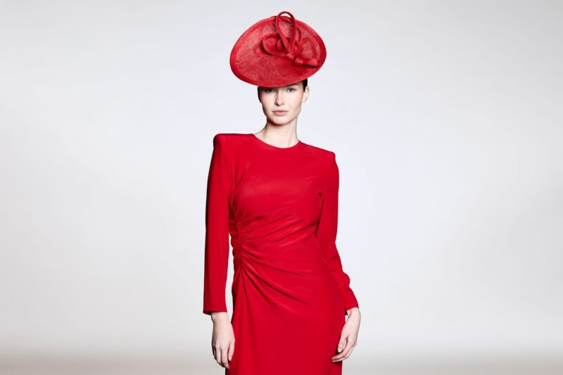 Ozea - chapeau spectaculaire - collection couture - Maison Fabienne Delvigne