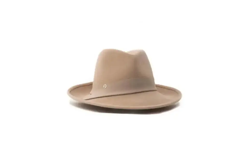 Model wearing the beige Leyla fedora hat
