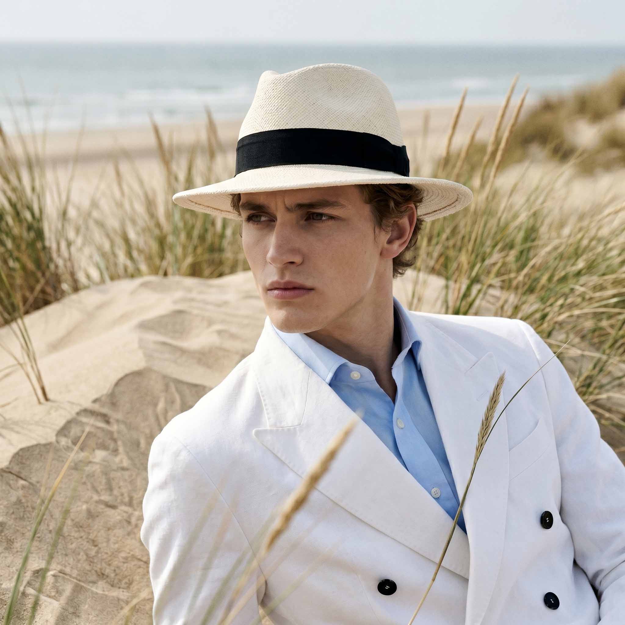 Man wearing the natural Leonardo fedora hat - Maison Fabienne Delvigne
